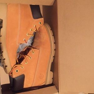 UNISEX SIZE 5: Premium Waterproof Nubuck Boots